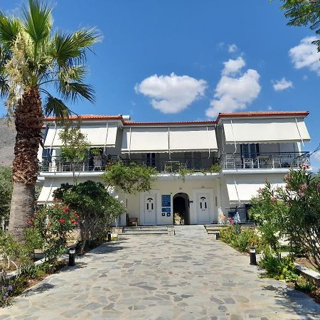 Elea Guesthouse Galaxidi Luaran gambar