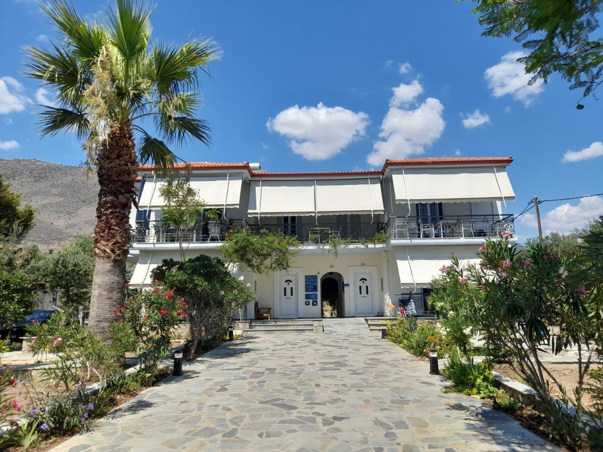 Elea Guesthouse Galaxidi Luaran gambar