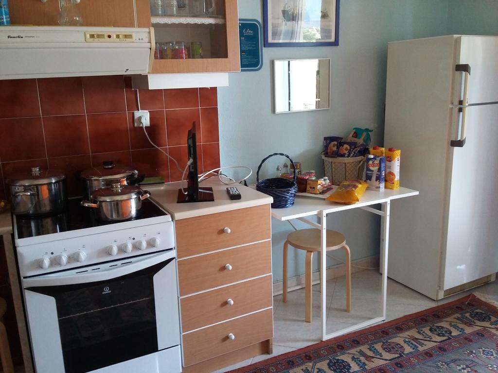 Elea Guesthouse Galaxidi Luaran gambar