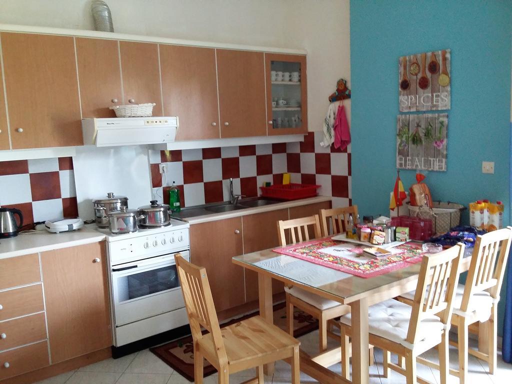 Elea Guesthouse Galaxidi Luaran gambar
